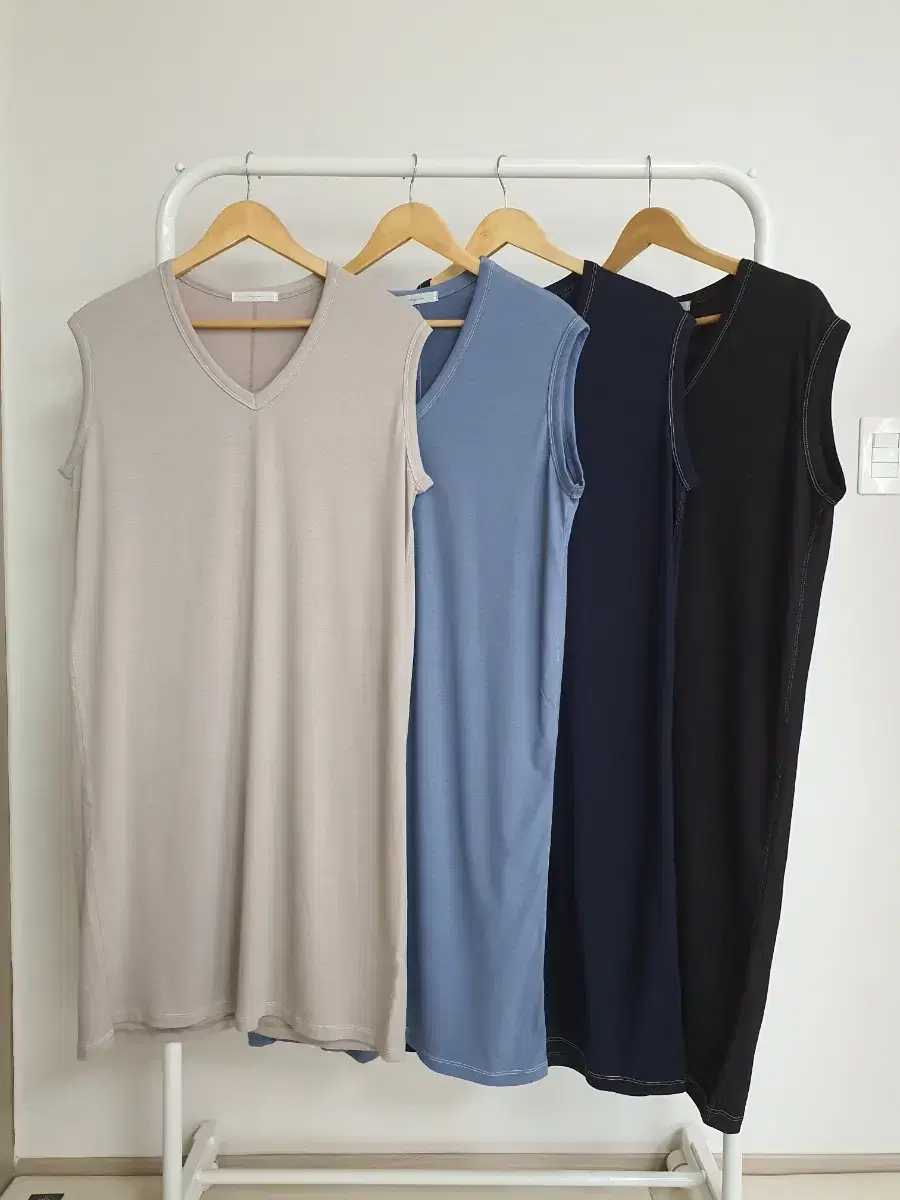 New product) Stitch Sleeveless Ops Light Beige, Sora, Navy, Black