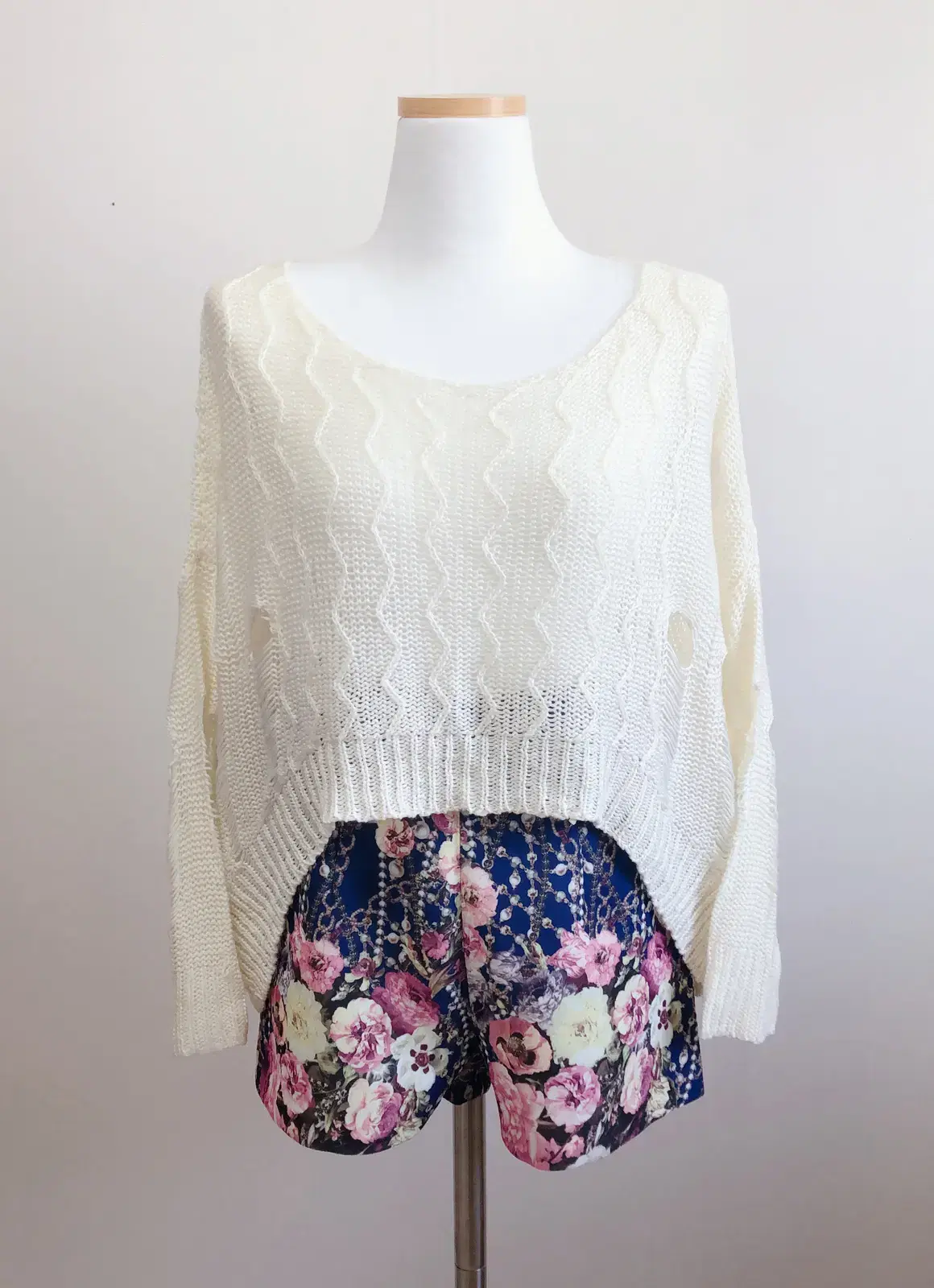 Ivory Damage Knit Free Size