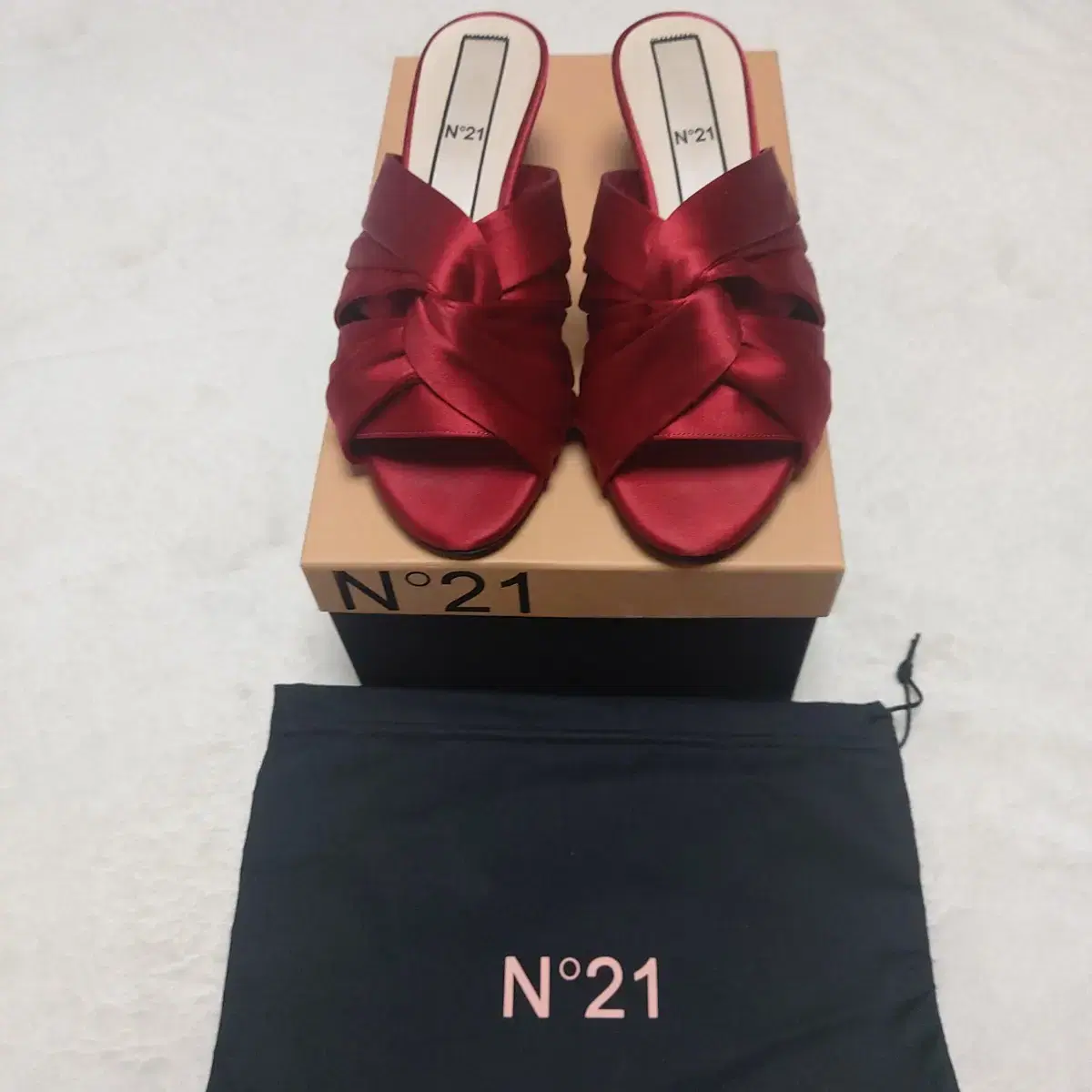 N 21 슬리퍼(정품)