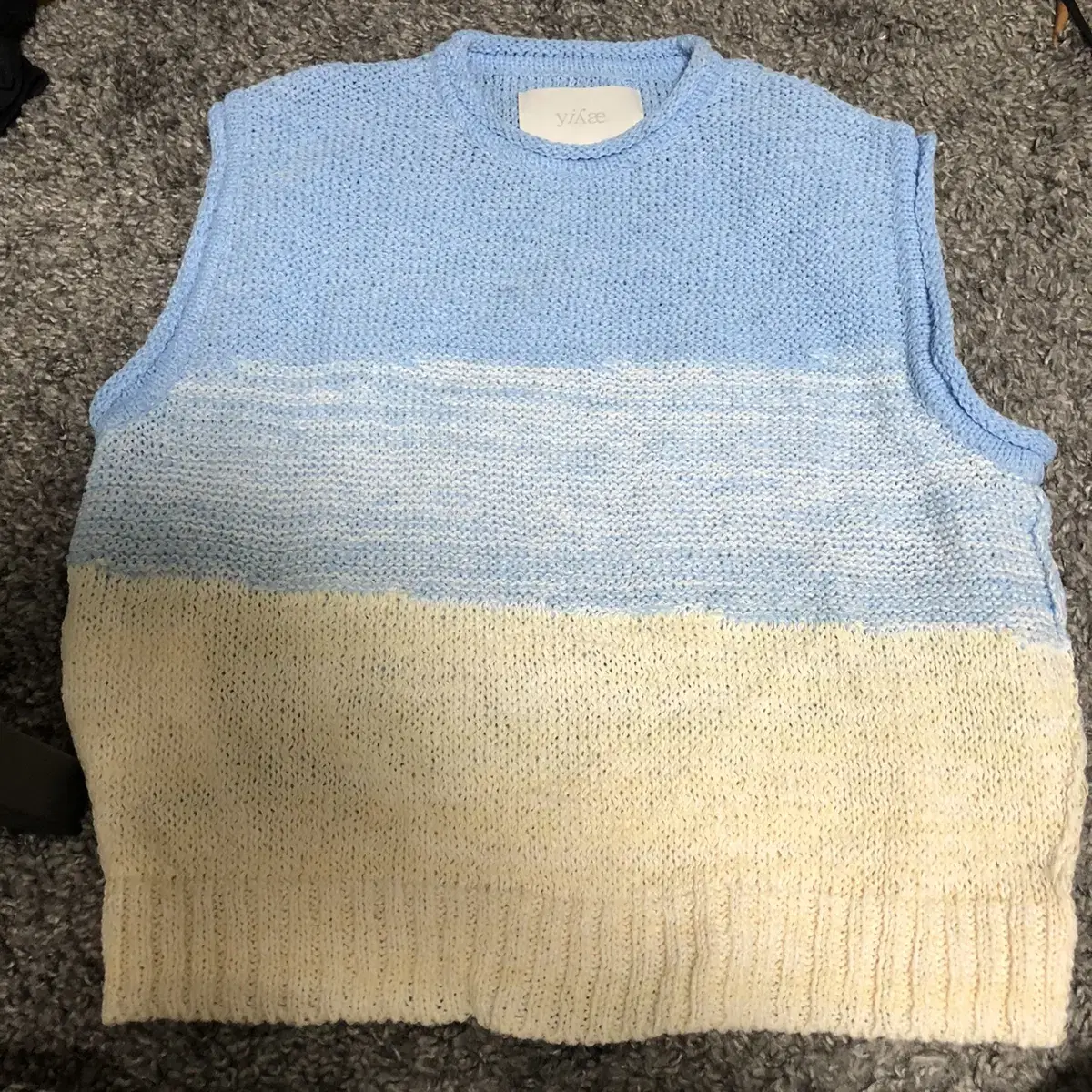 YIYAE Knit Vest