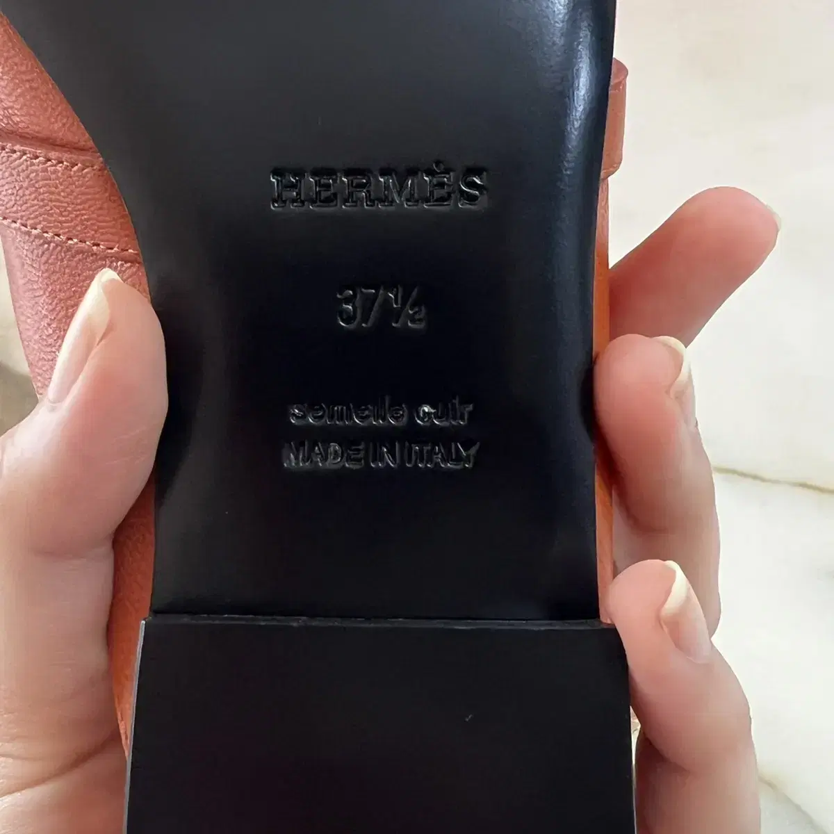 [HERMES] 에르메스 OZ GOATSKIN 여성 뮬(새상품)