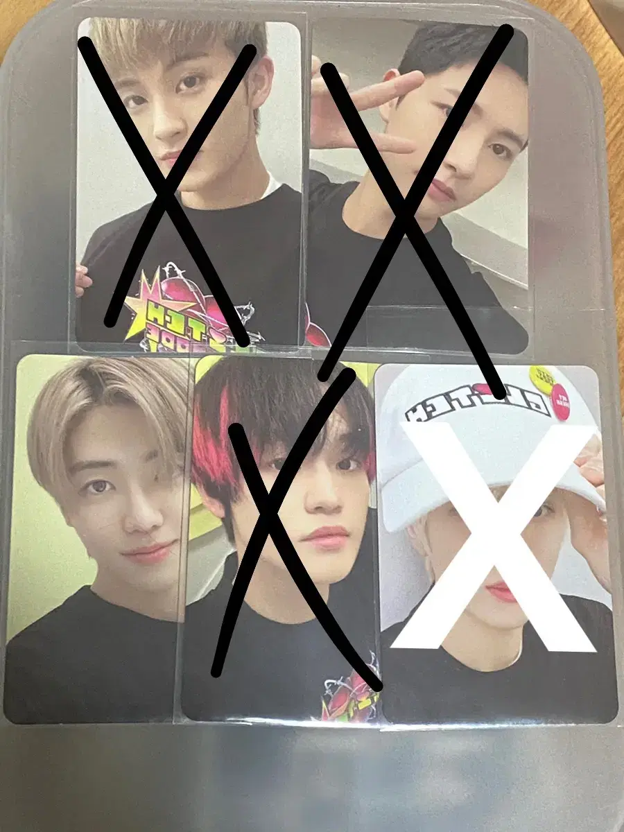 nct dream glitchmode popup store t-shirt mark renjun jaemin chenle photocard