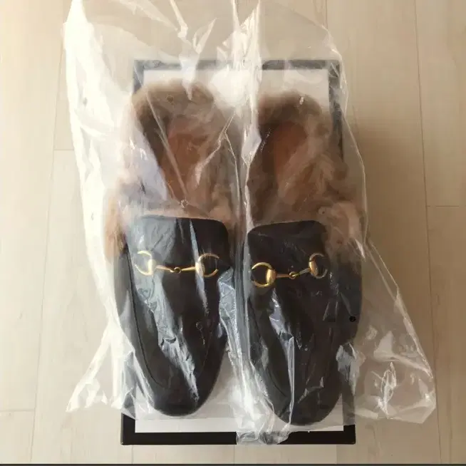 [7 size] 구찌(gucci) 프린스타운 fur 퍼블로퍼