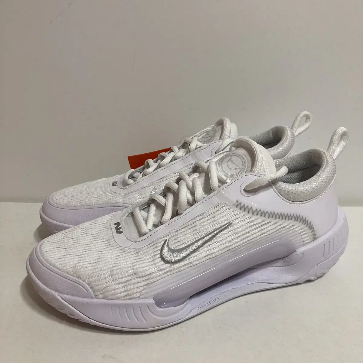 [250] Nike Women's Zoom Court NXT HC White