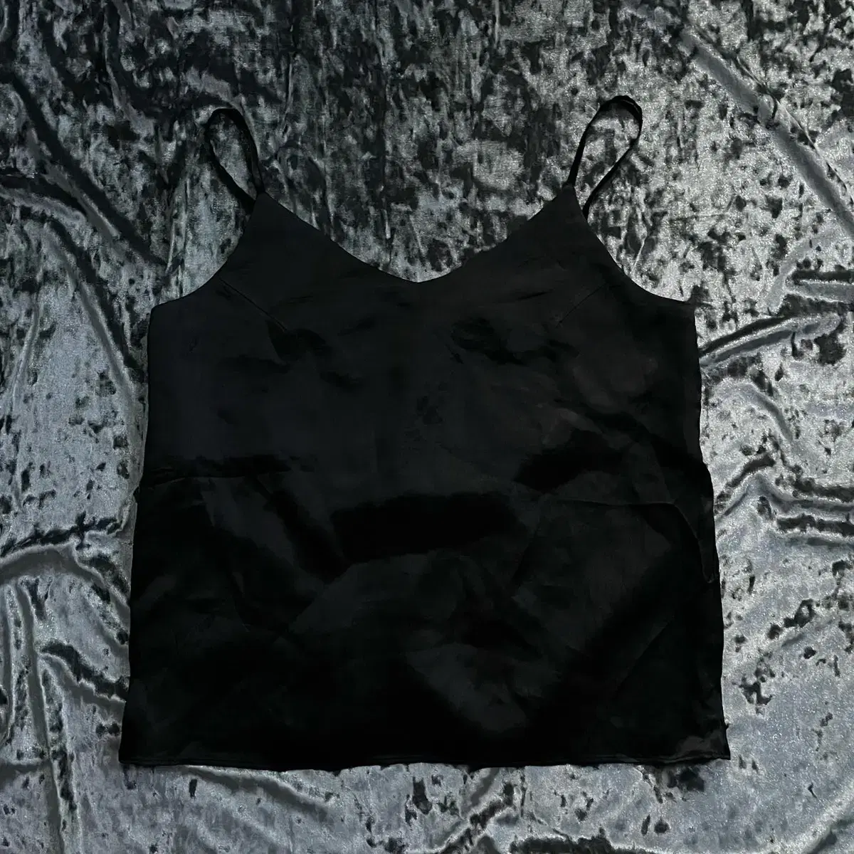 BLACK SILK SLEEVELESS