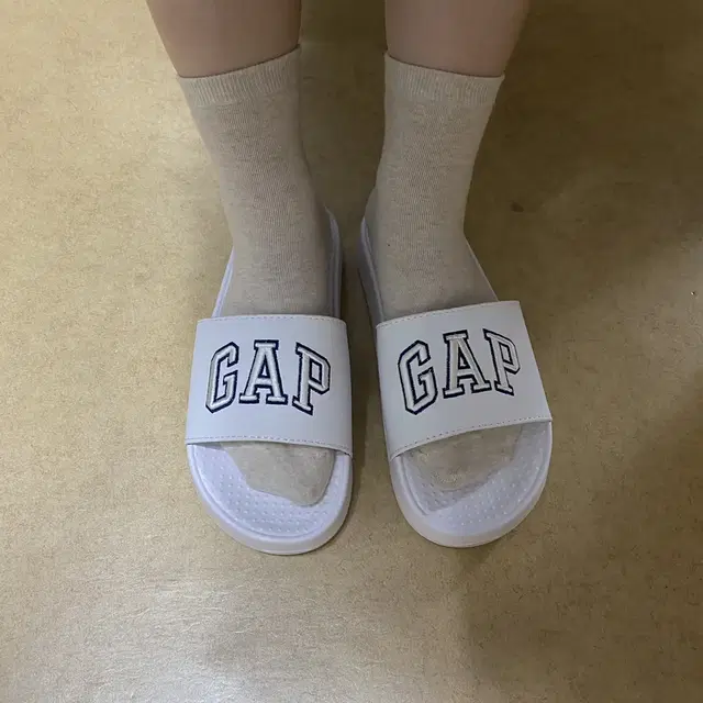 GAP 슬리퍼