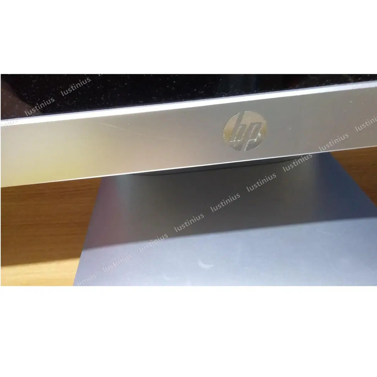 HP 20fi Pavilion 모니터