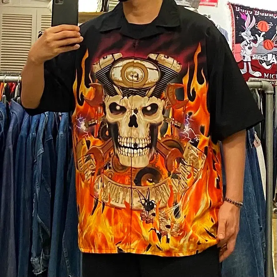 Boss Rare Mint Condition 90s USA Rockhouse Flameskull Bikeshirt