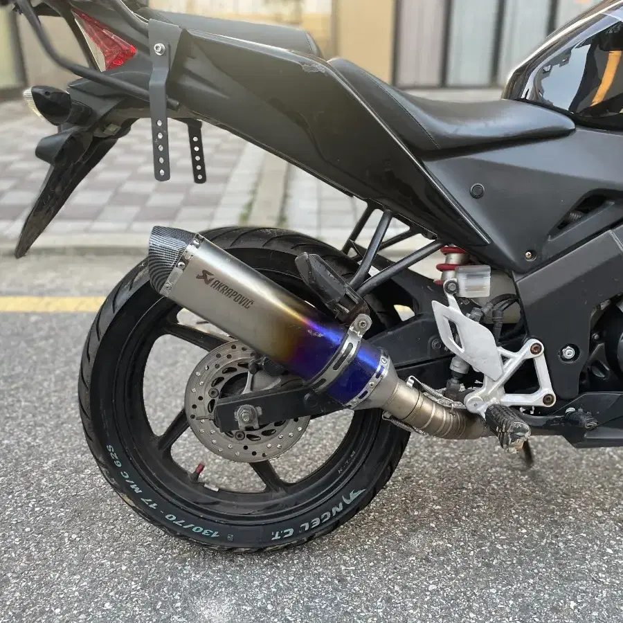 cbr2011년식 125만원 급매합니다