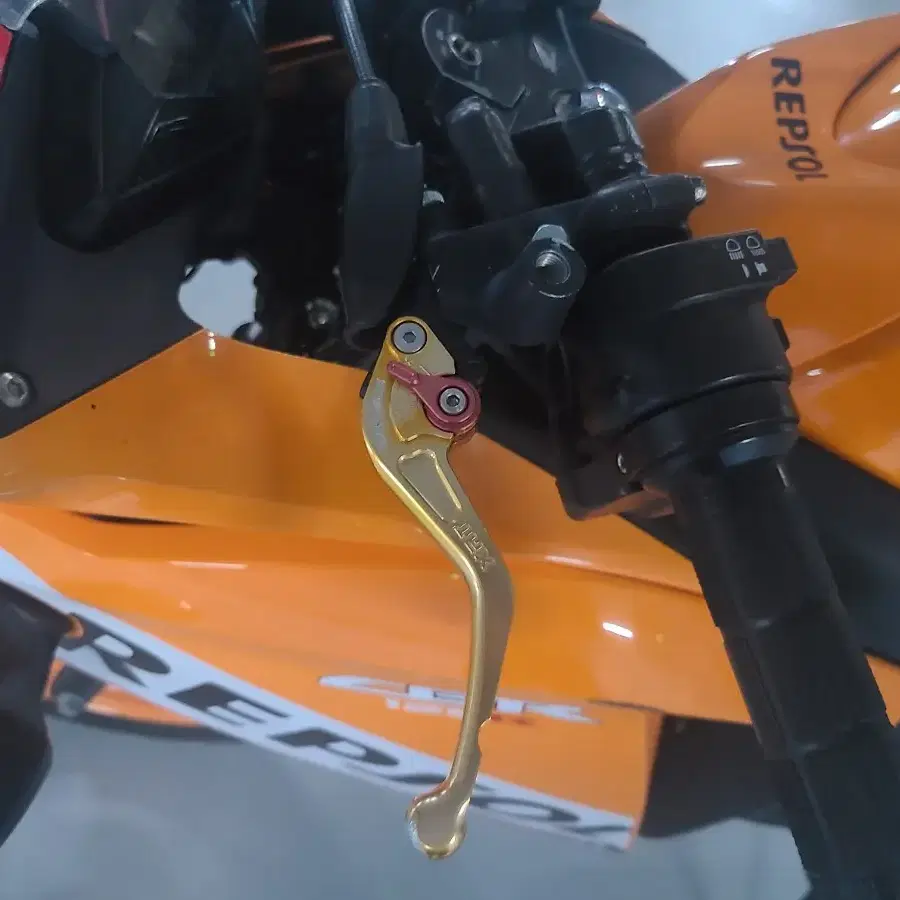 cbr125 2015년식 랩솔 160만원 판매합니다