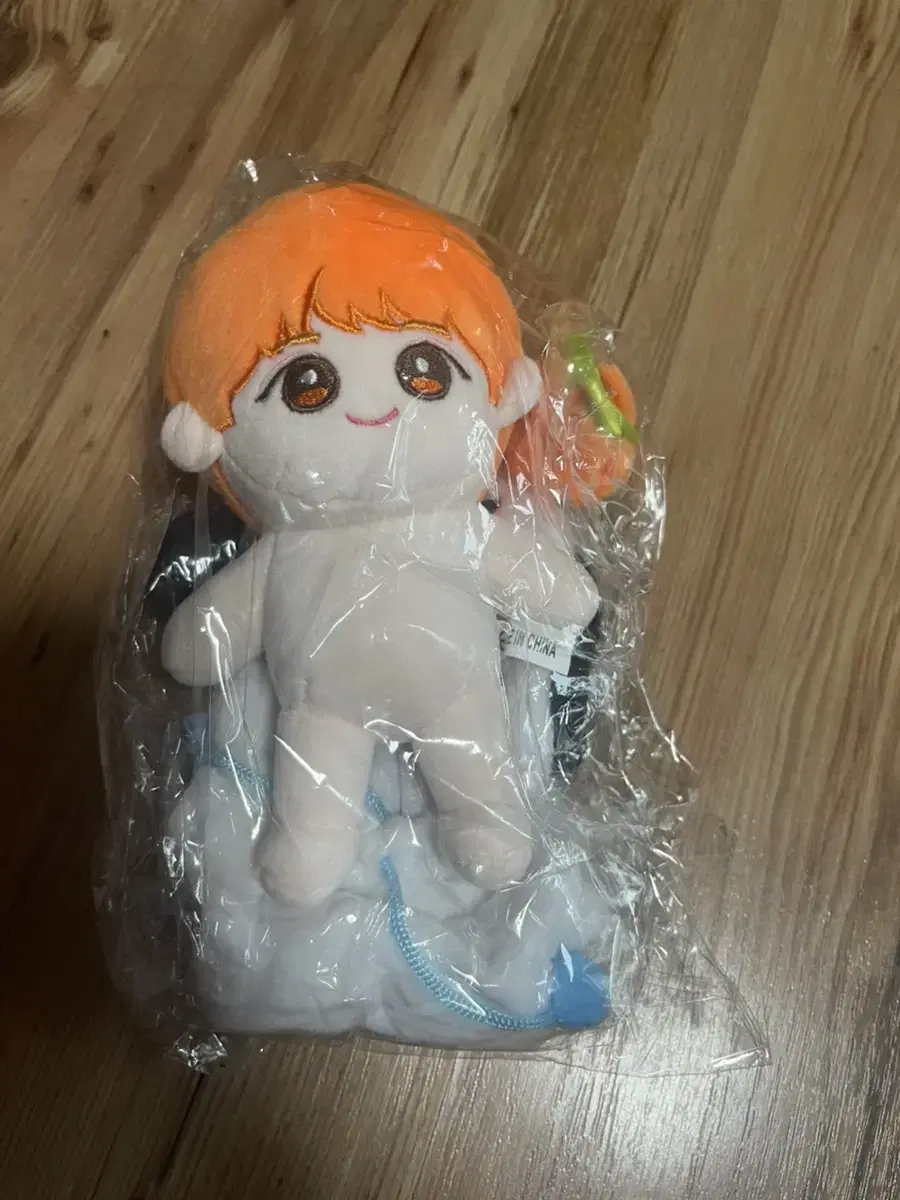 NCT 127 CutieJungwoo 15cm sealed jungwoo doll WTS