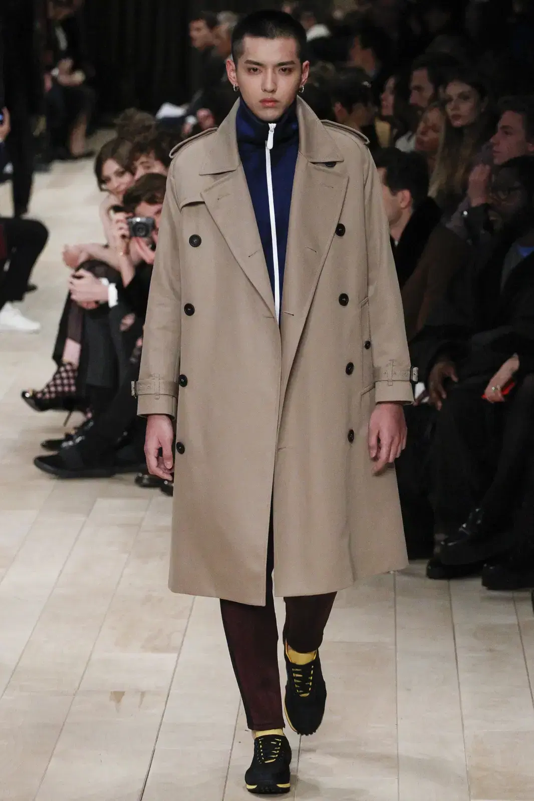 Burberry Prosum Runway Camel Trench Coat