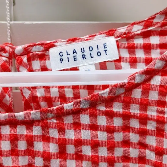 CLAUDIE PIERLOT 끌로디피에로