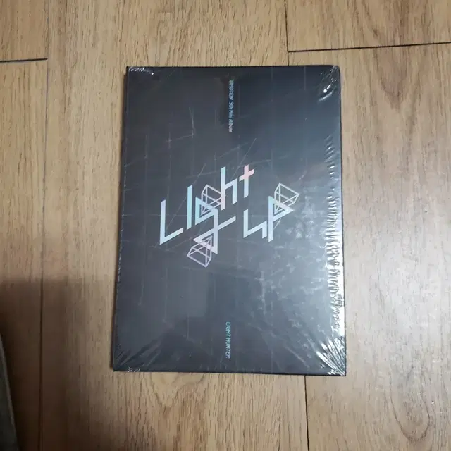 업텐션 미개봉 앨범 Light Up UP10TION