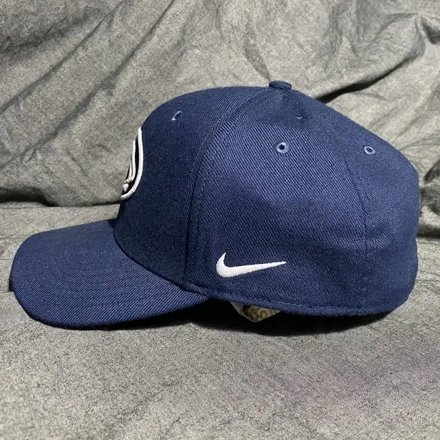 NIKE DRI-FIT Nittany Lions Hat Sz Flex