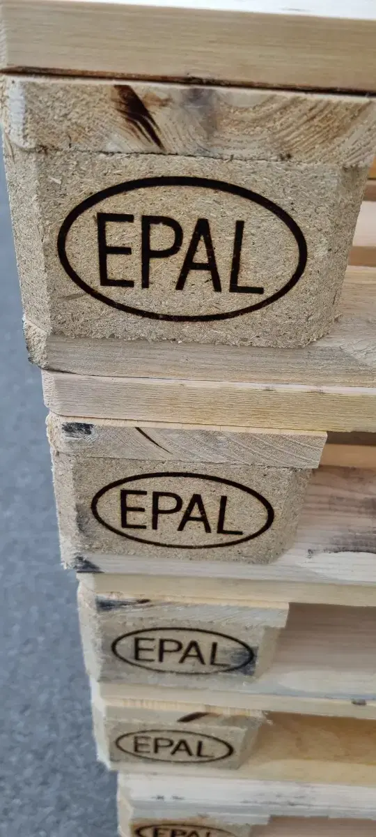 EPAL 인테리어용 목재파레트