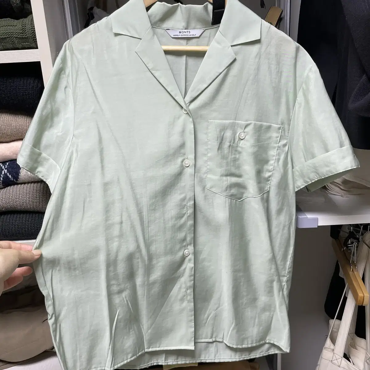 몬츠 open collar shirts(olive) 판매해요!