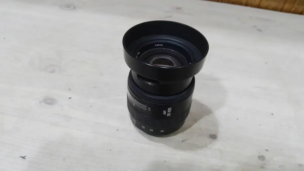 Used Minolta AF 35 - 105 lens