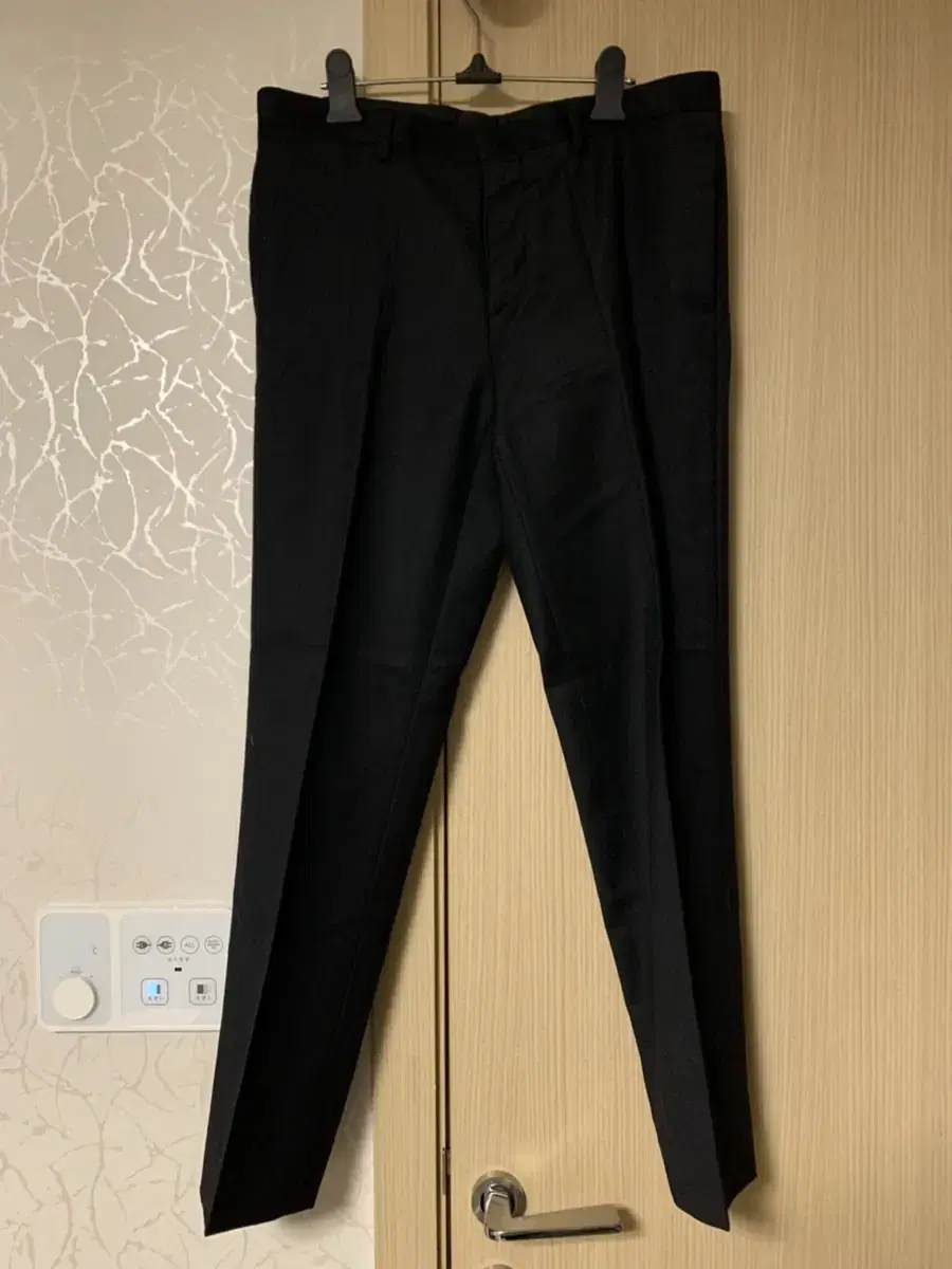 Men's woolen trousers from Giesso Songio