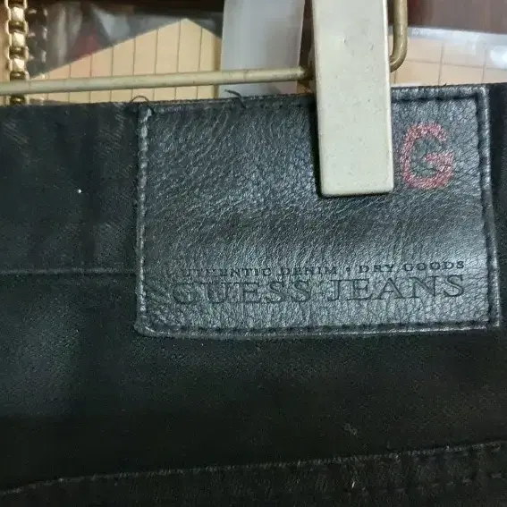 게스진 게스 GUESS 34 블랙 골덴 코루듀이 32 바지 팬츠