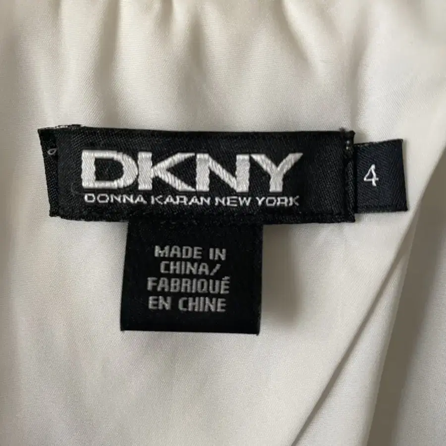 DKNY 스트라이프 더블 블레이저