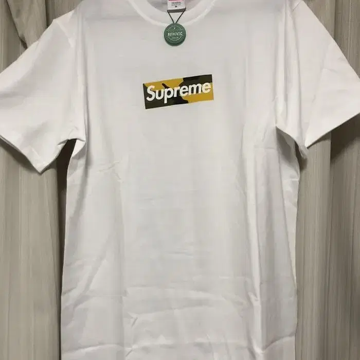 Supreme 17FW Brooklyn Box Logo T.극미중고 상태