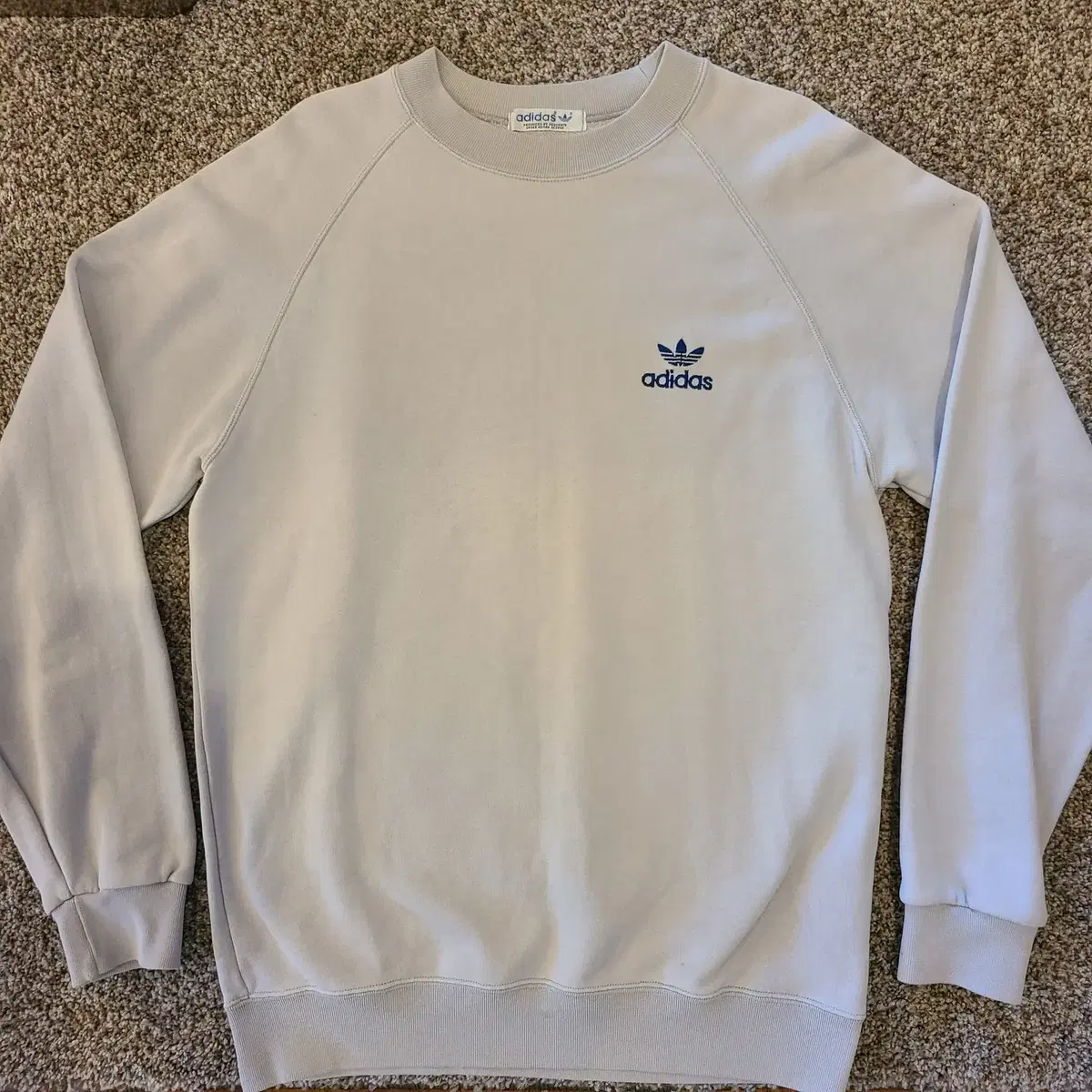 Adidas Sweatshirt ADIDAS Sweatshirt