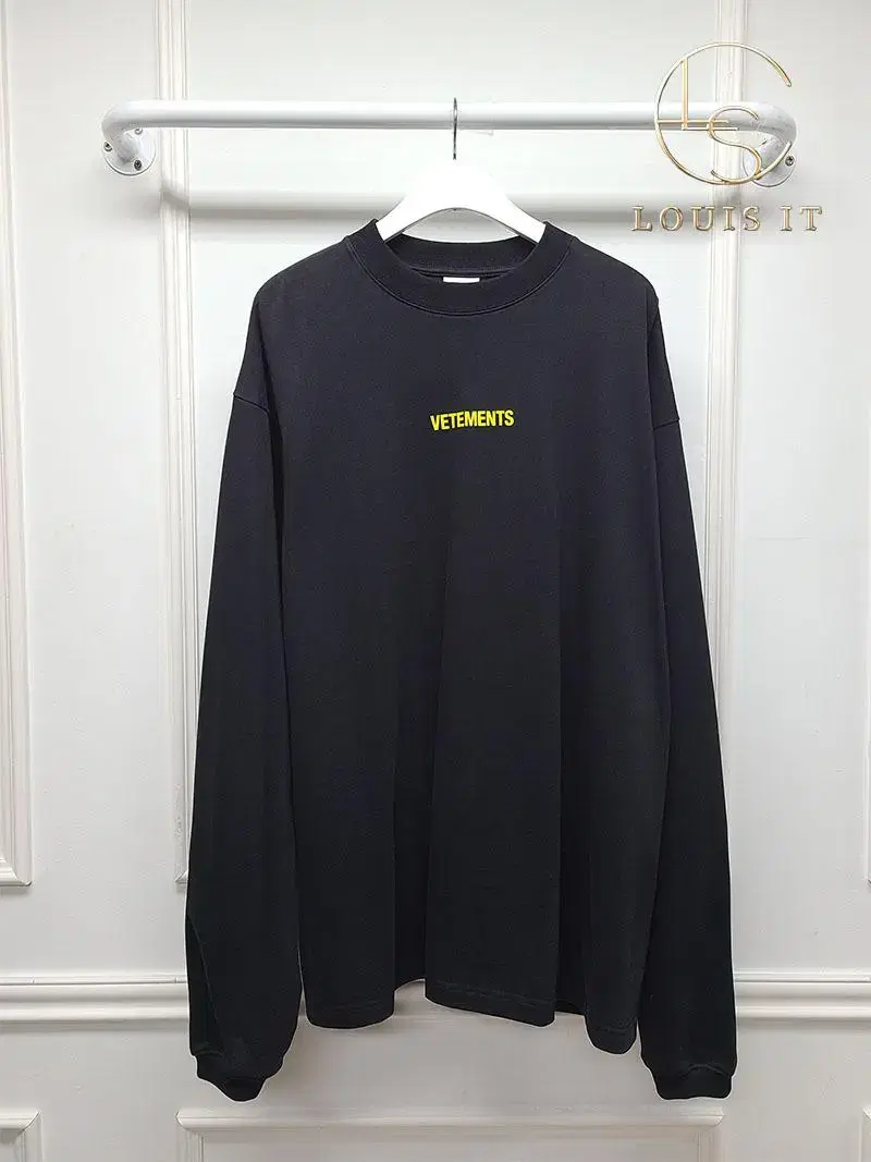 [S] Vetements Black Yel Lettering Logo Long Sleeve Tee