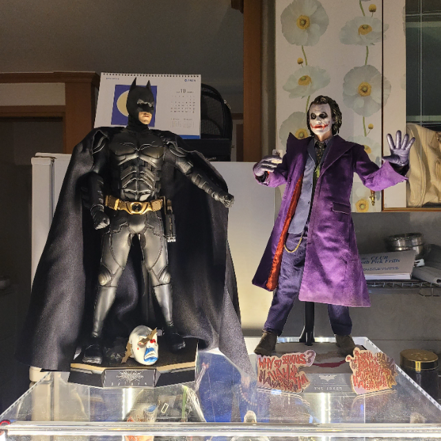 Hot ToysBatmanQuarterJokerQuarters