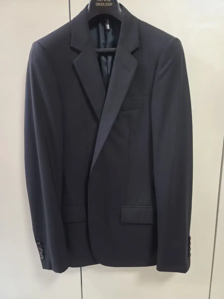 Dior Two-button wool blazer black 44