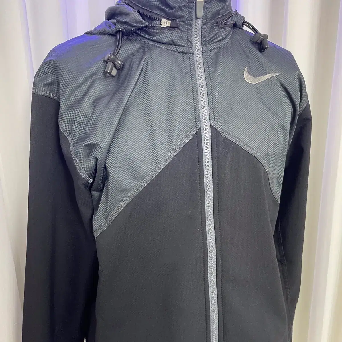 프롬브이 NIKE 나이키 바람막이 (L)