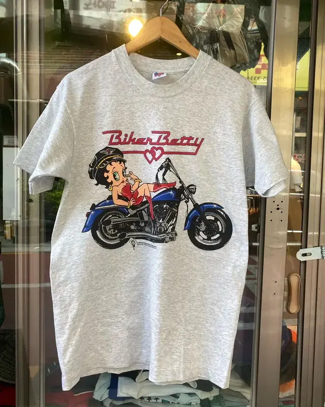 90's USA Biker betty