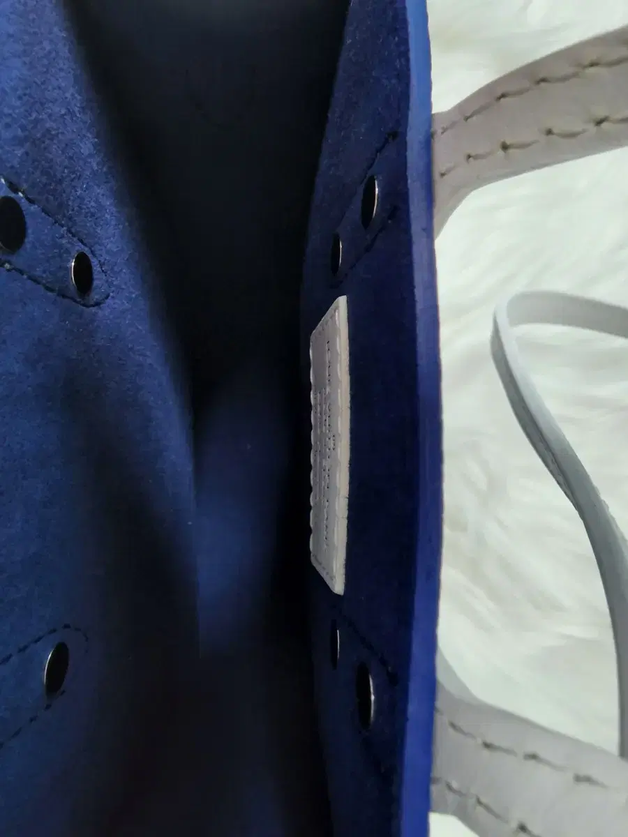 thumbnail-9