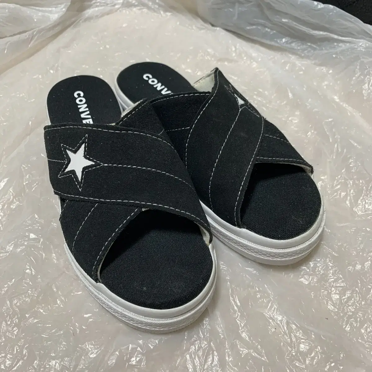 One Star Slippers