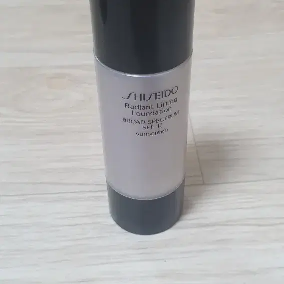 시세이도 shiseido radiant lifting foundation