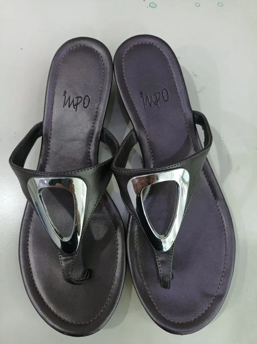 INPO slipper