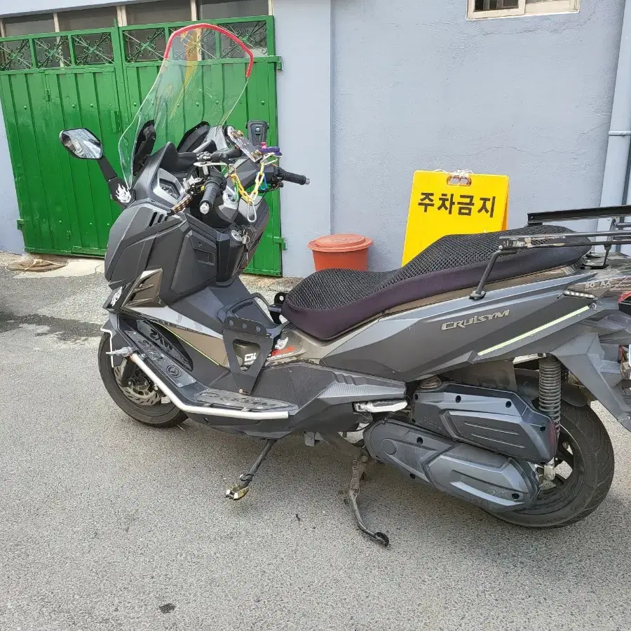 크루심300cc 20년식 ABS 팔아요