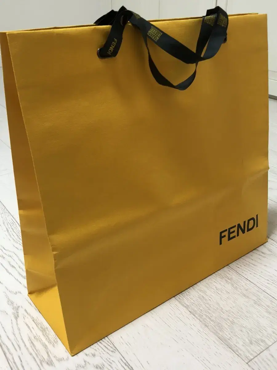 펜디 fendi 정품 쇼핑백