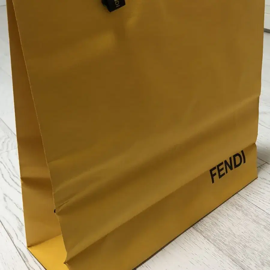 펜디 fendi 정품 쇼핑백