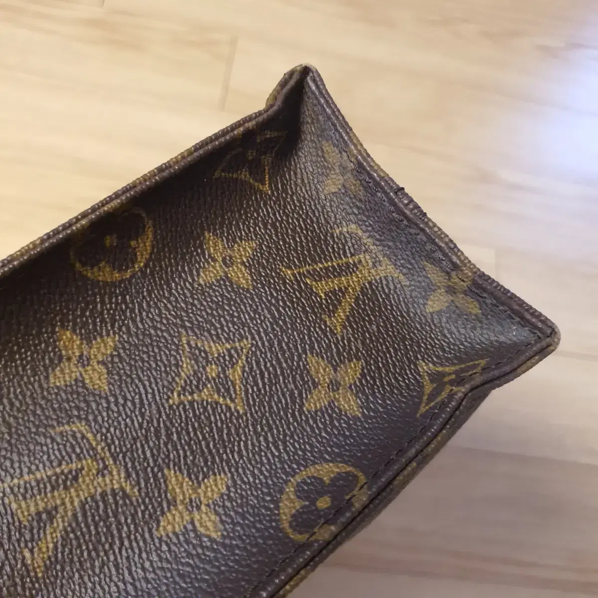 루이비통 LOUIS VUITTON 삭플라