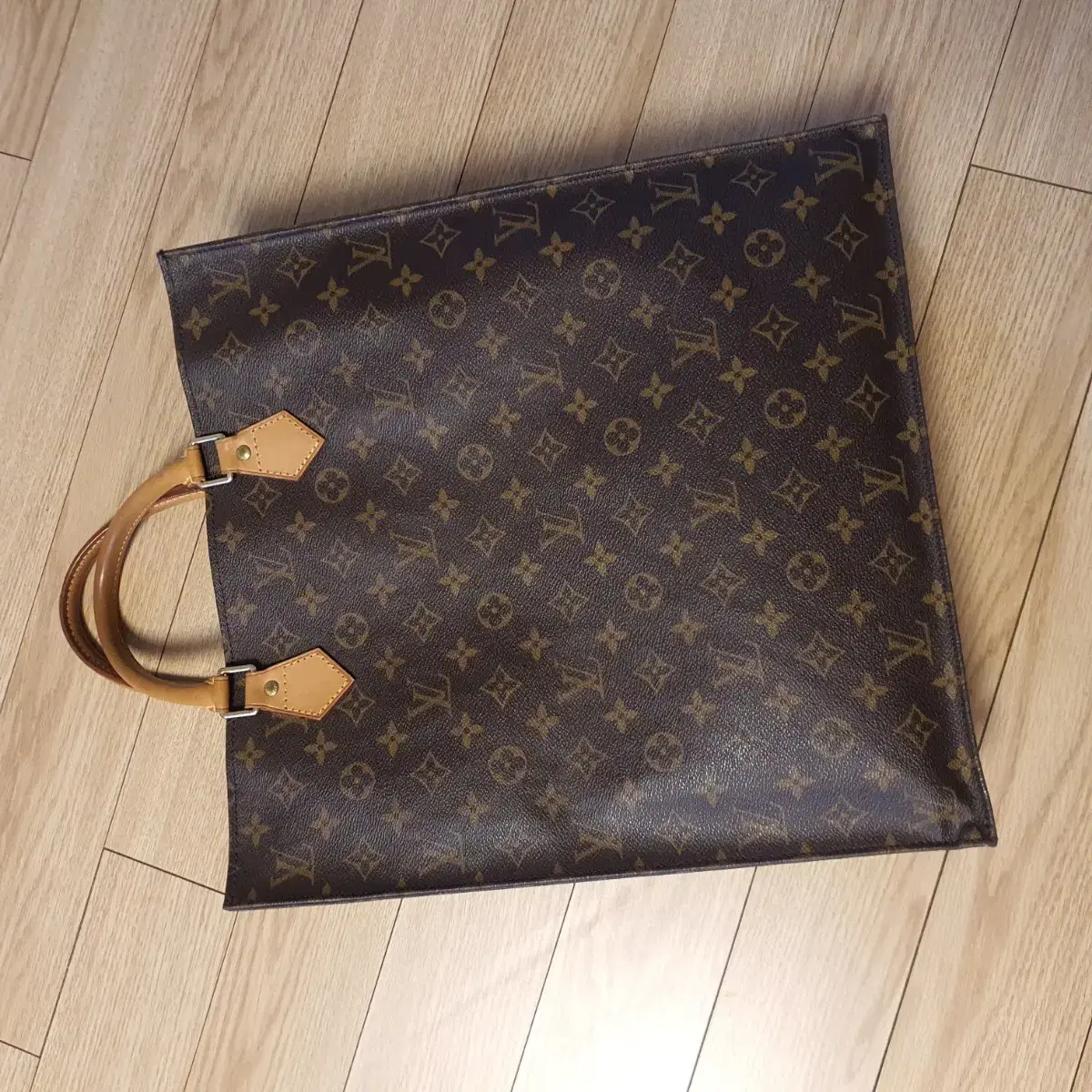 루이비통 LOUIS VUITTON 삭플라