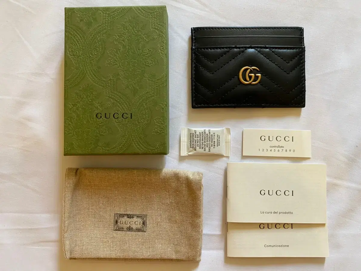 *NEW*Gucci Marmont Card Holder / Slot