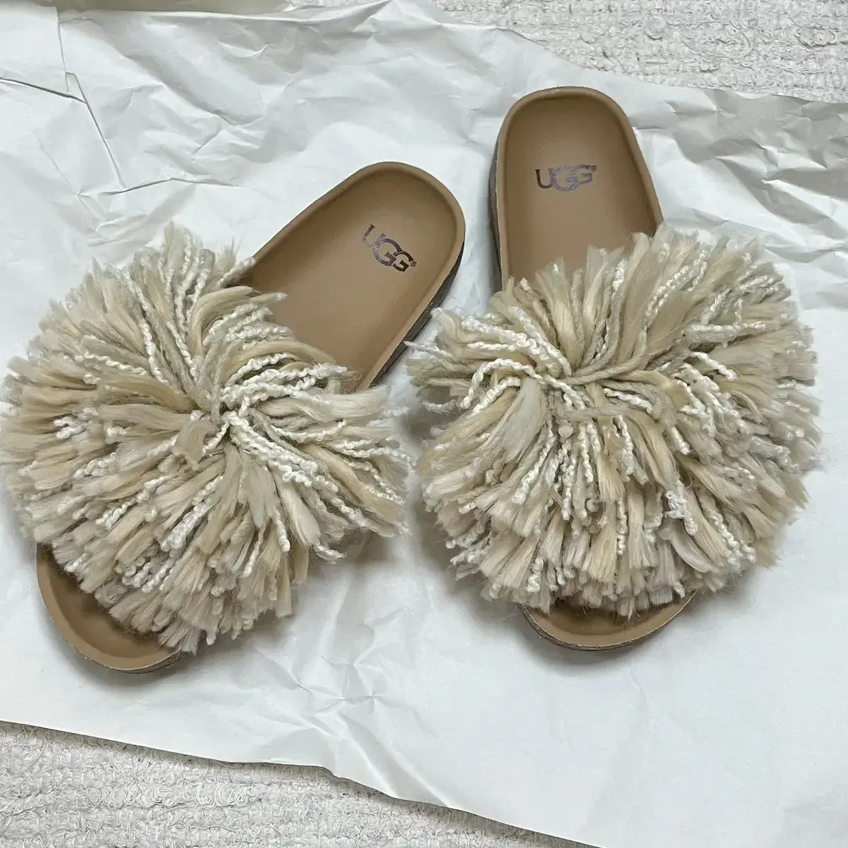 ugg 퍼 슬리퍼 230