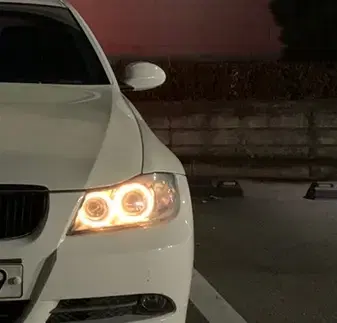 e90 순정품 사이드미러커버 판매합니다 화이트 한쌍