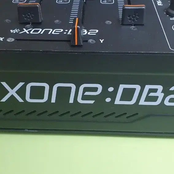 ALLEN & HEATH XONE DB2