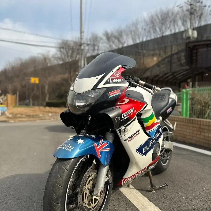 CBR600F4 (2000)