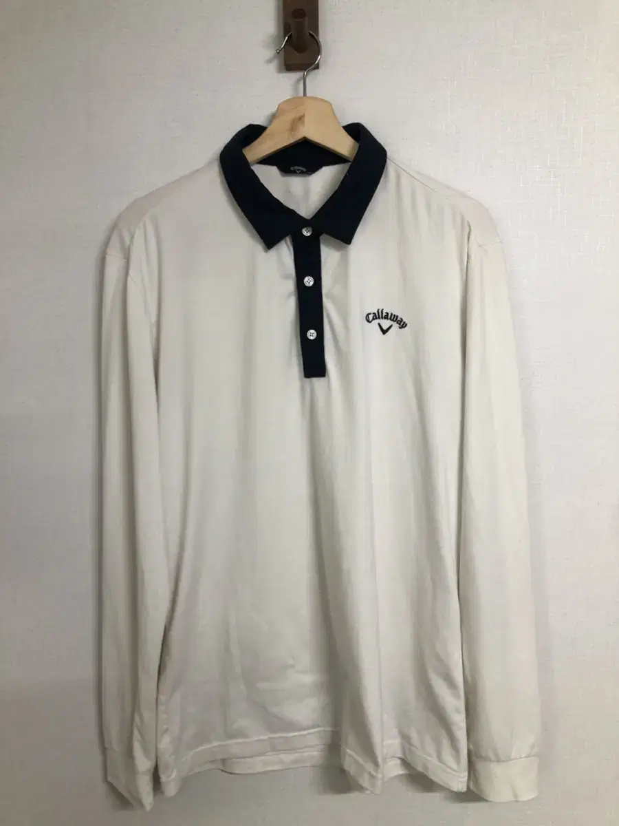 (100)Genuine Callaway Long Sleeve Kara T-Shirt