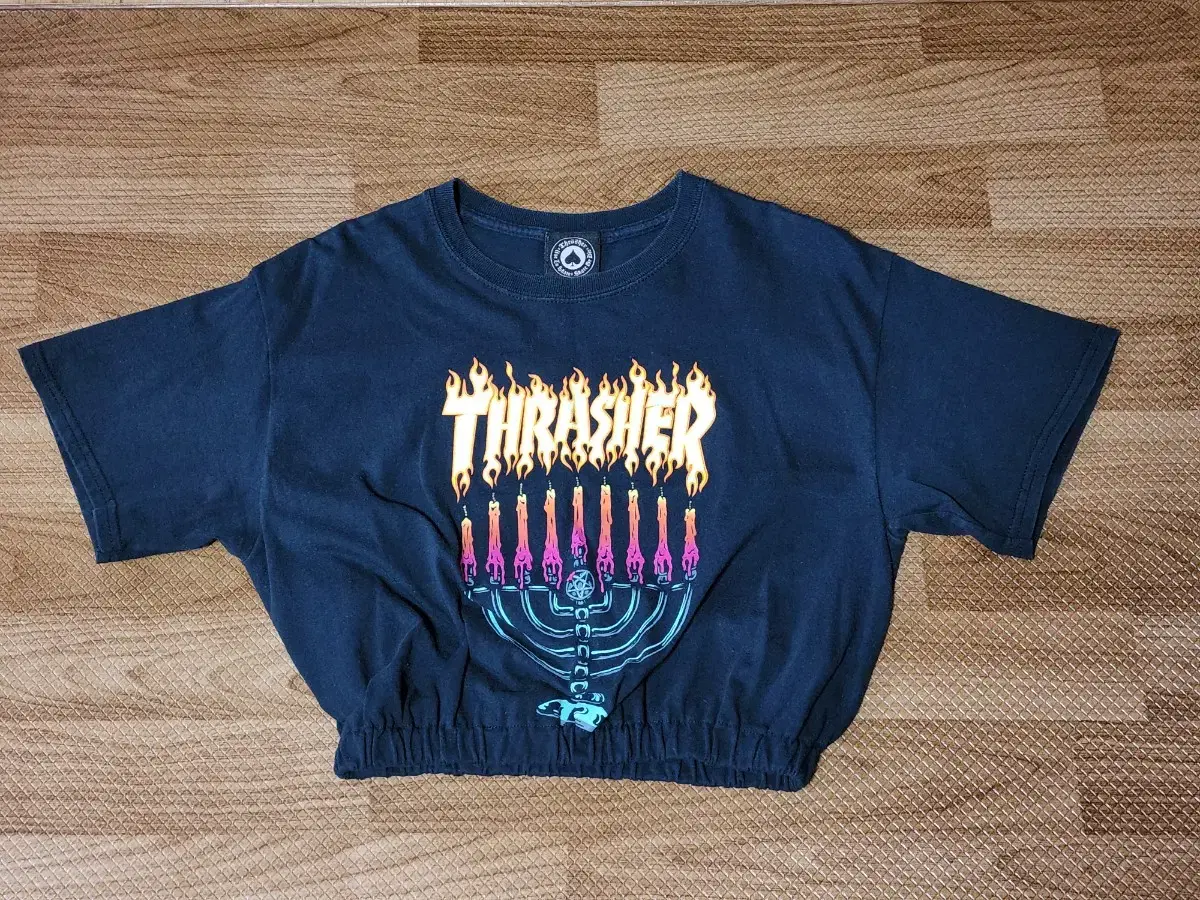 THRASHER 트레셔 크롭 밴딩 커스텀 반팔 불꽃 로고