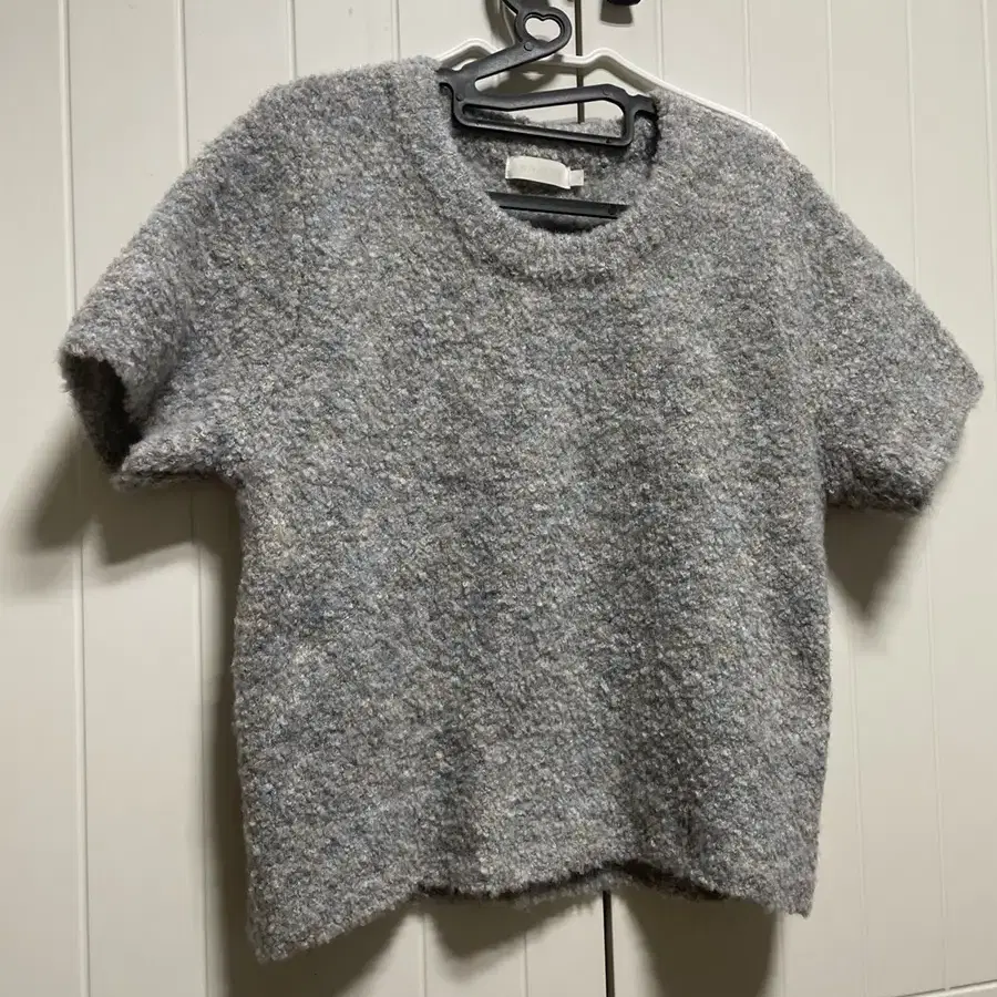 니틀리 부클 반팔니트 boucle short sleeve sweater