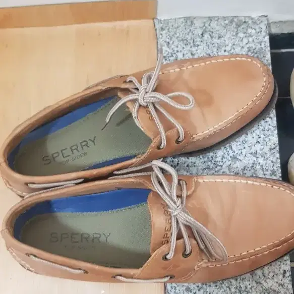 스페리 sperry 280 (us10) 사하라레더